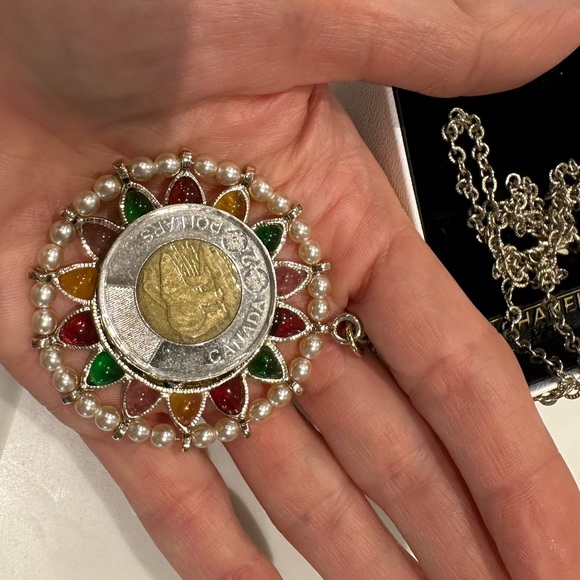 CHANEL NECKLACE - Picture 14 of 17